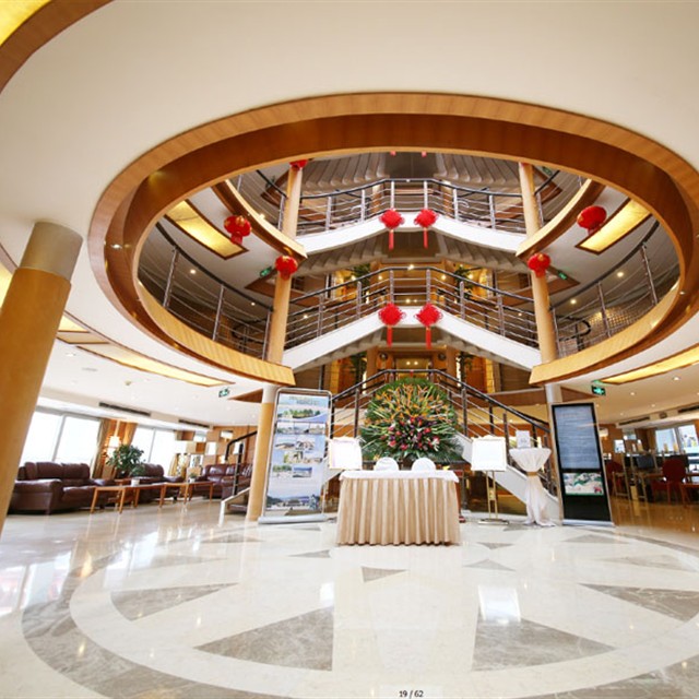 三峡星际领航号游轮