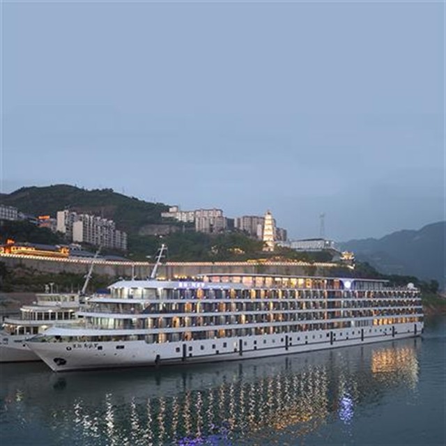三峡星际阿波罗号游轮