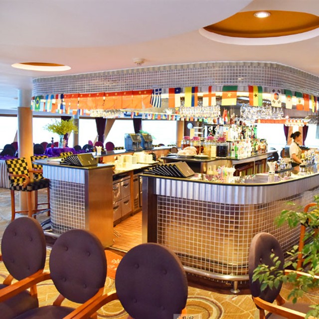 三峡星际领航号游轮