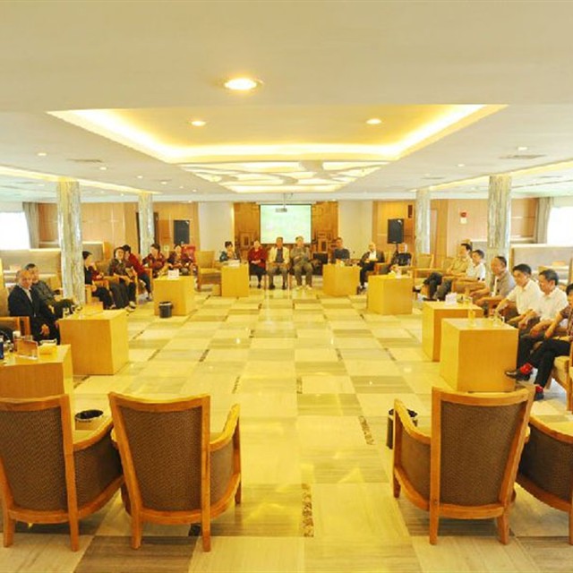 三峡新高湖游轮