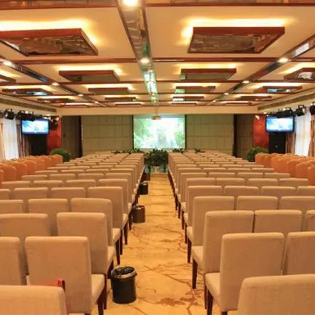 三峡高峡平湖5号游轮